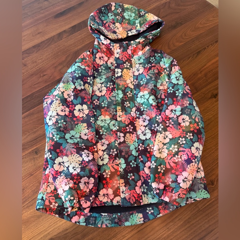 Girl’s size 10 Welaken tropical print fleece lined winter jacket